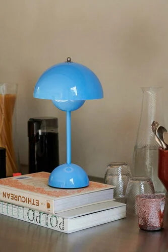 SKY Flowerpot Table Lamp, Sky Blue