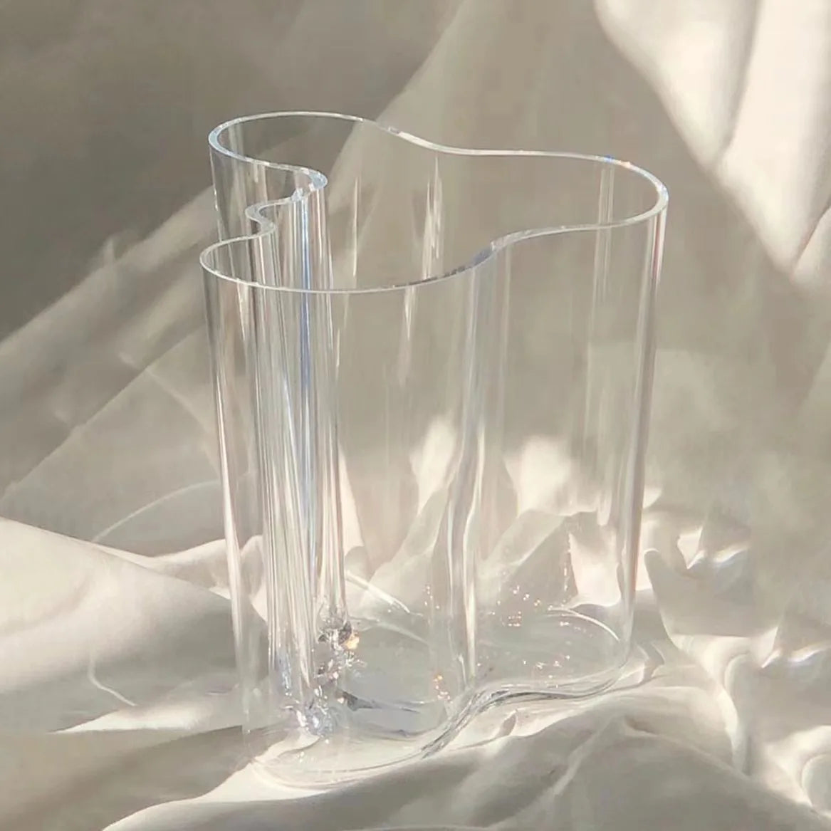 IITALA Wave Vase, Clear